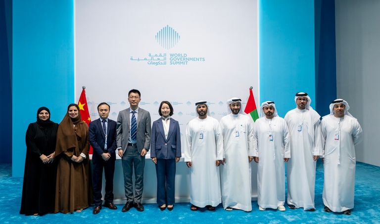 قمة الحكومات.. دبي توقع اتفاقية استراتيجية مع معهد شنغن لتعزيز مستقبل المدن الذكية - صورة 2