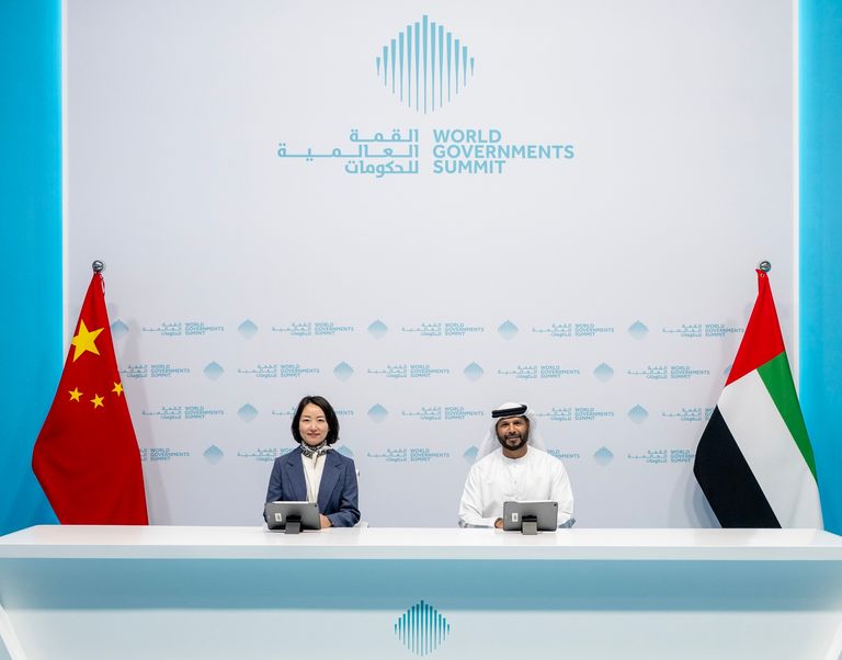 قمة الحكومات.. دبي توقع اتفاقية استراتيجية مع معهد شنغن لتعزيز مستقبل المدن الذكية - صورة 3
