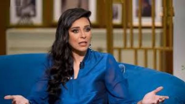 حادث أنهى حياتها.. تفاصيل وفاة الفنانة التونسية سهام قريرة في القاهرة - صورة 1