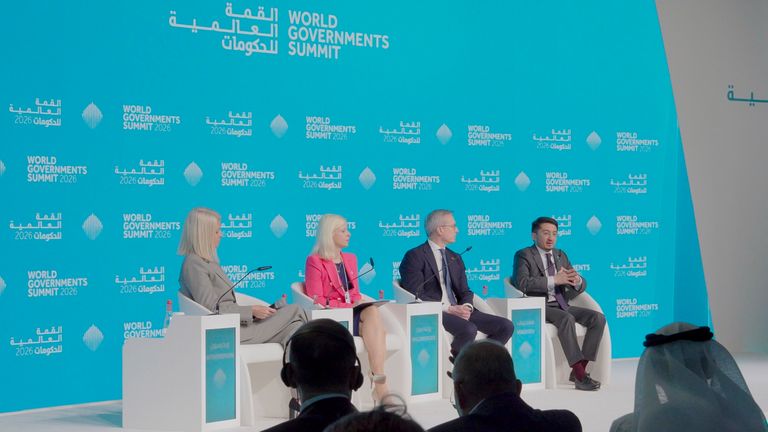 قمة الحكومات 2026.. &laquo;منتدى الخدمات&raquo; يرسم طريق &laquo;صفر بيروقراطية&raquo; - صورة 8