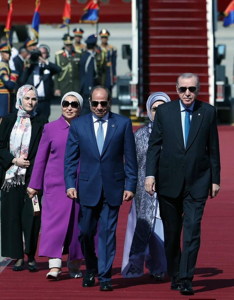 قمة السيسي وأردوغان.. تعاون دفاعي وتنسيق لخفض التصعيد بالمنطقة - صورة 2