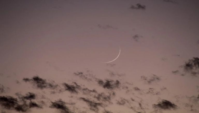الساعة الثانية ودقيقتان.. معهد الفلك يعلن أول يوم رمضان 2026 في مصر - صورة 1