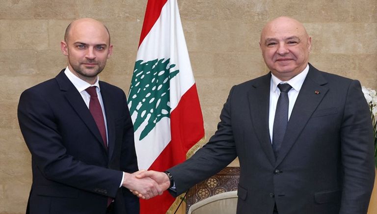 فرنسا ولبنان.. شرط لدعم إعادة الإعمار وروشتة لعبور &laquo;المنعطف الحاسم&raquo; - صورة 1