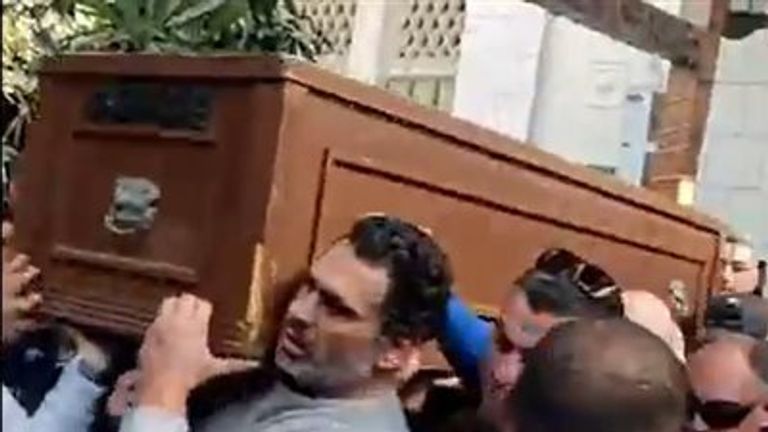 موعد ومكان عزاء القاضي المصري محمد ناجي شحاتة - صورة 1