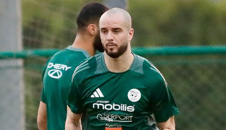 تحسبا لتوقف مارس.. &laquo;شبيه قديورة&raquo; يدعم منتخب الجزائر - صورة 1
