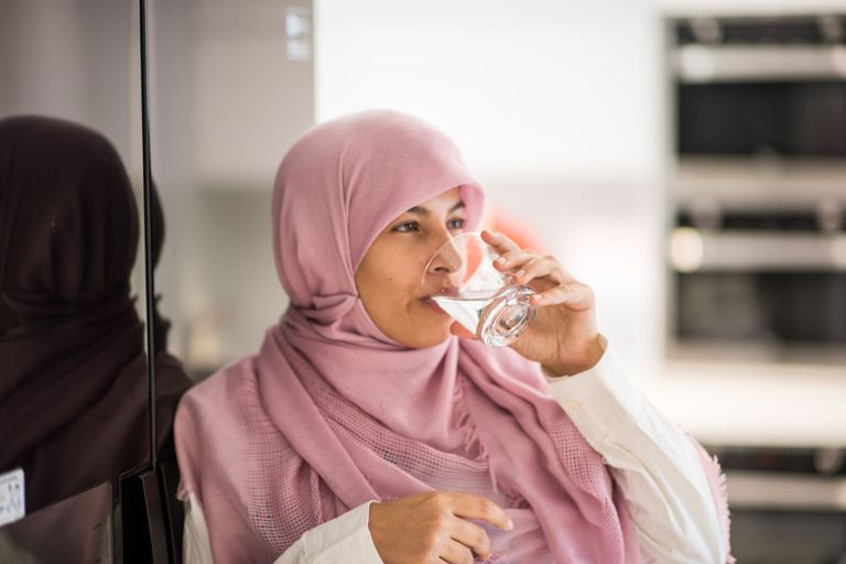 الترطيب المبكر.. مفتاح لصيام مريح بلا عطش في رمضان 2026 (خاص) - صورة 2