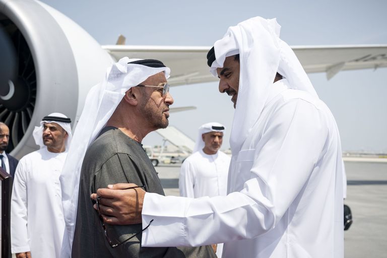 الإمارات وقطر ودبلوماسية الأخوة.. 4 قمم في 10 أشهر - صورة 1