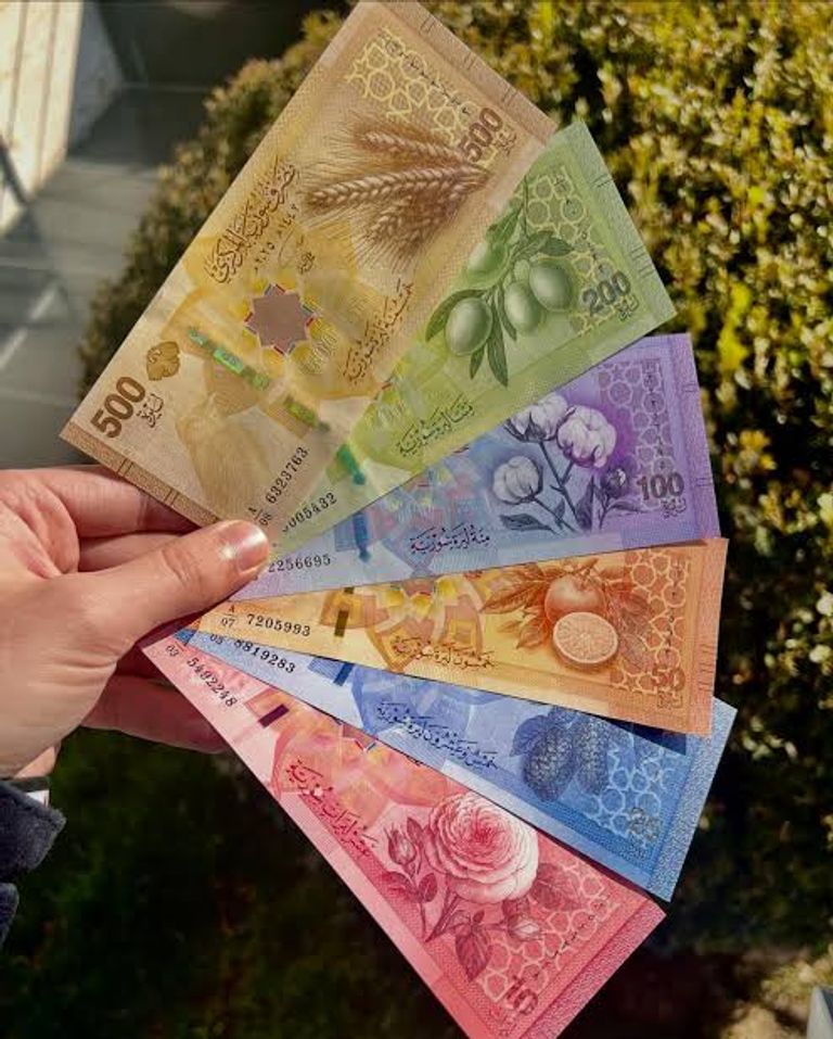 سعر الدولار اليوم في سوريا الأحد 15 فبراير 2026.. ارتفاع الأخضر - صورة 1
