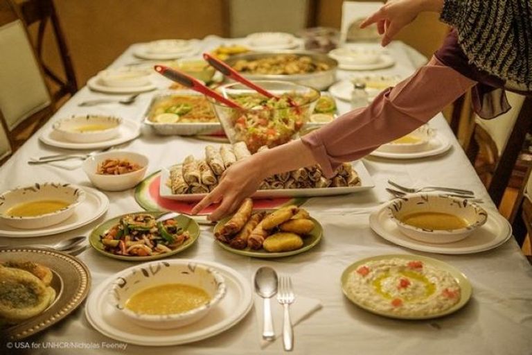 قائمة أطعمة مفيدة في رمضان 2026.. طاقة أعلى وصيام أسهل - صورة 1