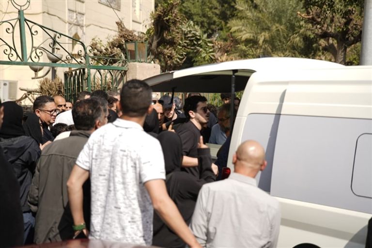 صور من جنازة والدة ريم مصطفى.. لحظات وداع مؤثرة - صورة 4