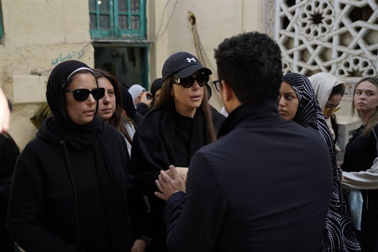صور من جنازة والدة ريم مصطفى.. لحظات وداع مؤثرة - صورة 8