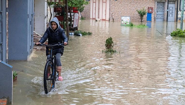 انحسار الفيضانات في المغرب يمهد لعودة سكان القصر الكبير - صورة 1