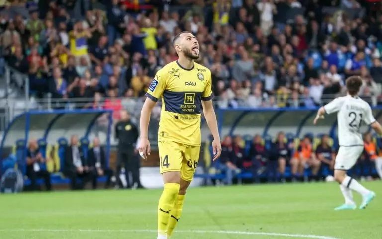الموهبة المغربية يانيس بقراوي يانيس بقراوي.. ماكينة أهداف مغربية في البرتغال - صورة 1