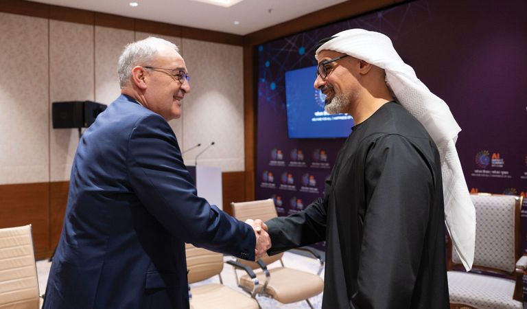 قمة تأثير الذكاء الاصطناعي.. ولي عهد أبوظبي يبحث تعزيز الشراكة مع رئيس الاتحاد السويسري - صورة 1