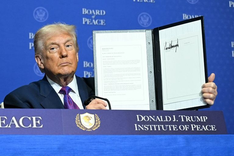 &laquo;أهم أيام مسيرتي&raquo;.. اجتماع مجلس السلام بعيون ترامب - صورة 1