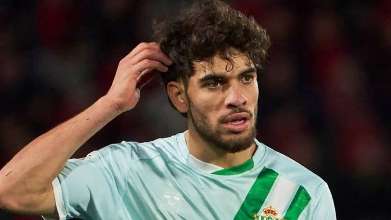 &laquo;كبار أوروبا يلاحقونه&raquo;.. 3 وجهات محتملة للمغربي الزلزولي - صورة 1