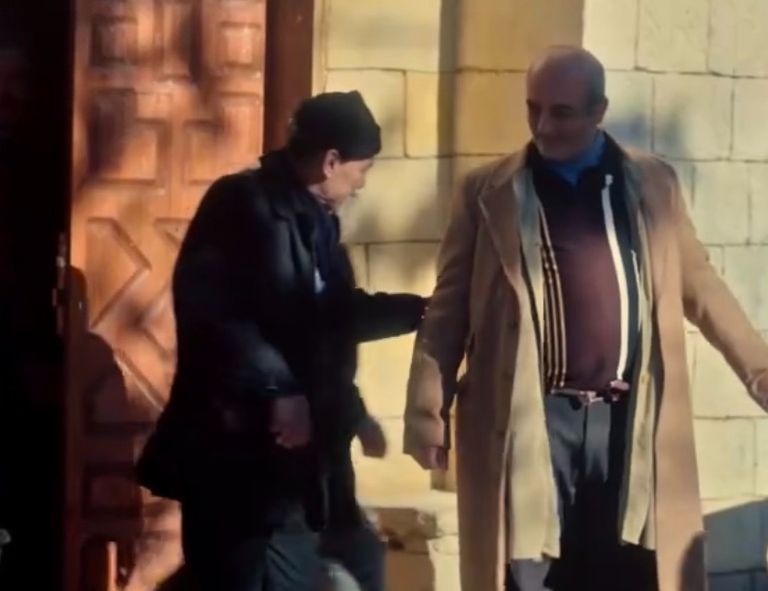 مسلسل مولانا الحلقة 12.. &laquo;تاكسي السلامة&raquo; يكشف أسرار جابر - صورة 2