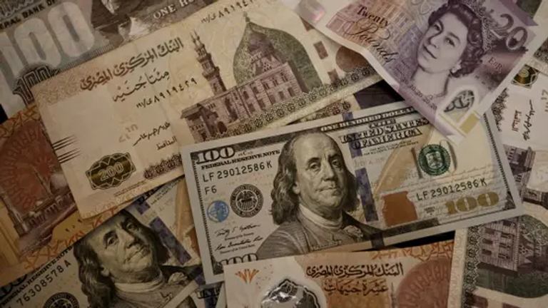 سعر الدولار مقابل الجنيه في مصر.. قفزة مفاجئة بـ100 قرش دفعة واحدة - صورة 1