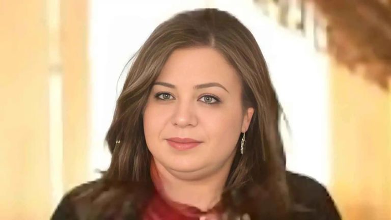 الفنانة أناهيد فياض في حداد بعد وفاة نجلها الوحيد فجأة - صورة 1