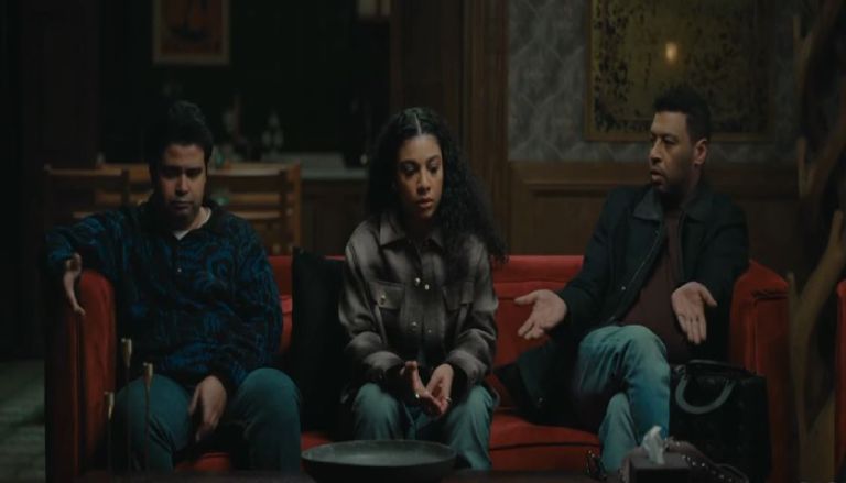 مسلسل &laquo;فن الحرب&raquo; الحلقة 13.. صفية تستعيد العصابة وتنجو من الفضيحة - صورة 1