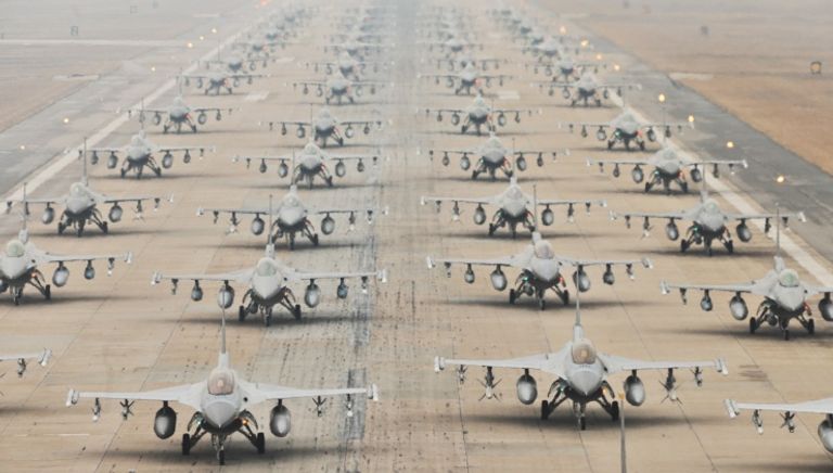 الوجهة إيران.. أمريكا سحبت آلاف القنابل الذكية من كوريا الجنوبية - صورة 1