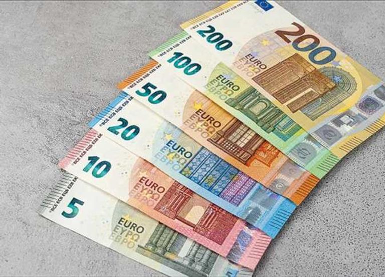 مصر.. ارتفاع سعر اليورو أمام الجنيه منتصف تعاملات اليوم الأحد 8 مارس 2026 - صورة 1