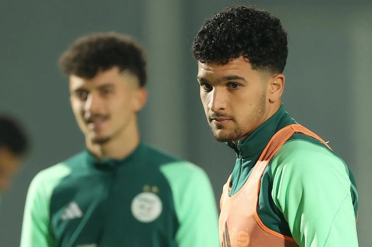 بغداد بونجاح هداف منتخب الجزائر
