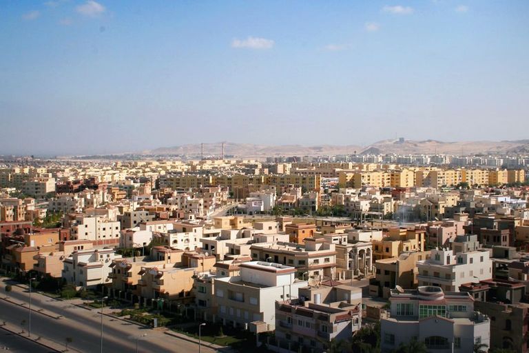 عشرات المشاريع التنموية تحمل اسم &laquo;الشيخ زايد&raquo; في 11 دولة - صورة 1