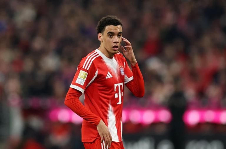 من صلاح ومرموش لموسيالا.. أهداف النجوم المسلمين تسطع في رمضان - صورة 2