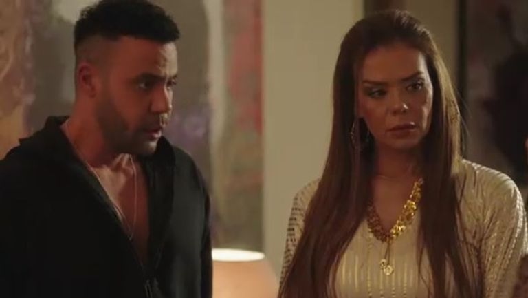 مسلسل &laquo;الكينج&raquo; الحلقة 20.. زواج محمد إمام وصدمة جديدة لـ&laquo;زمزم&raquo; - صورة 1