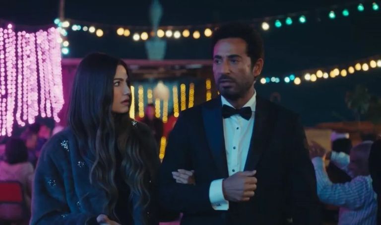 ملخص الحلقة 22 مسلسل &laquo;إفراج&raquo;.. عمرو سعد يتلاعب بأعصاب حاتم صلاح - صورة 2