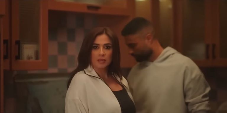 مسلسل &laquo;وننسى اللي كان&raquo; الحلقة 23.. اعتراف بدر بالحب يغير مسار العلاقة - صورة 2