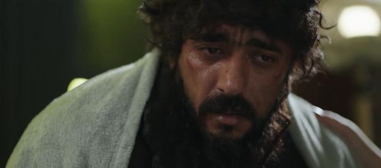 مسلسل &laquo;علي كلاي&raquo; الحلقة 23.. &laquo;عزازي&raquo; يكشف حقيقة صادمة عن والد &laquo;علي&raquo; - صورة 1