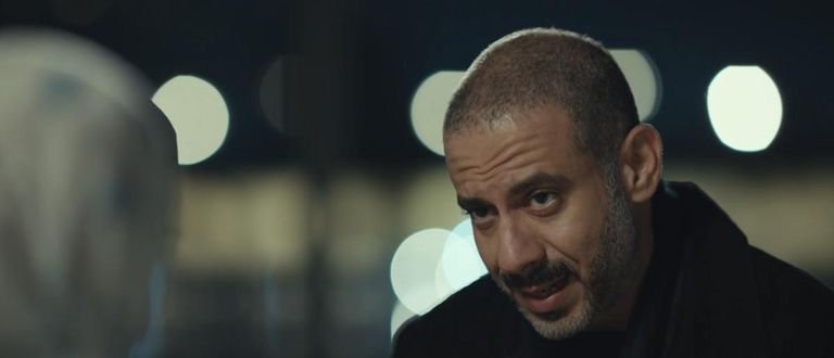 مسلسل &laquo;أب ولكن&raquo; الحلقة 7.. محمد فراج ينقذ ابنته من الغرق - صورة 2