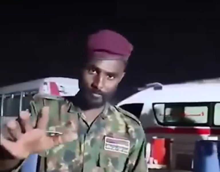 ضابط سوداني يعلن انحيازاه لإيران.. ماذا يحدث داخل جيش البرهان؟ - صورة 1