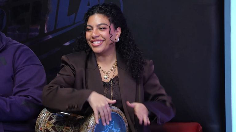 &laquo;مين الممثلة اللي مستحيل تشتغلي معاها؟&raquo;.. دينا سامي تجيب مع رامز جلال - صورة 1