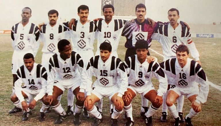سعيد العويران اعتكاف كروي.. سعيد العويران أسطورة وفاء الشباب وصاحب الهدف التاريخي - صورة 1