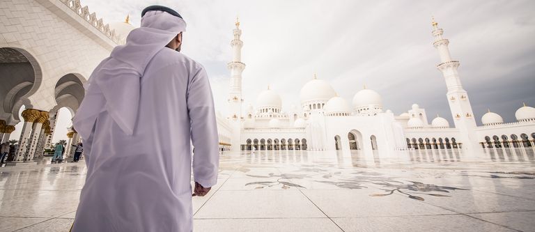ما وراء الهدوء.. سيميولوجيا الشخصية الخليجية وفلسفة الصمود في وجه التحديات - صورة 2