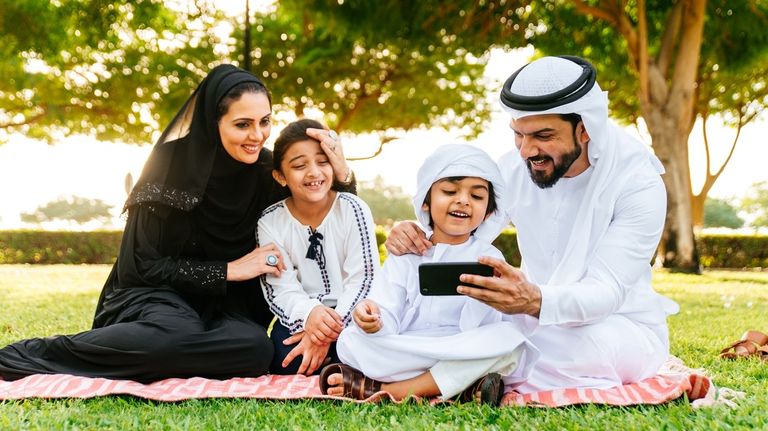 ما وراء الهدوء.. سيميولوجيا الشخصية الخليجية وفلسفة الصمود في وجه التحديات - صورة 5