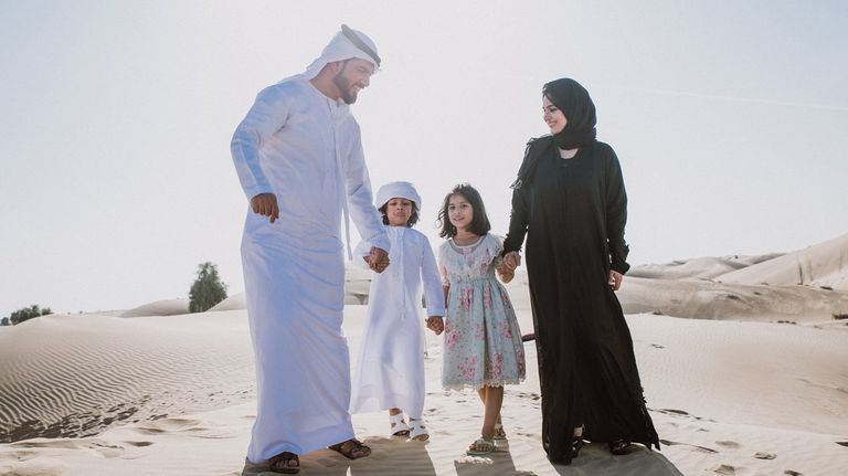 ما وراء الهدوء.. سيميولوجيا الشخصية الخليجية وفلسفة الصمود في وجه التحديات - صورة 6