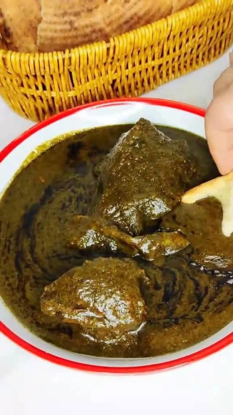 عيد الفطر في تونس.. طقوس عريقة وموائد عامرة تحكي تاريخا من الفرح - صورة 1