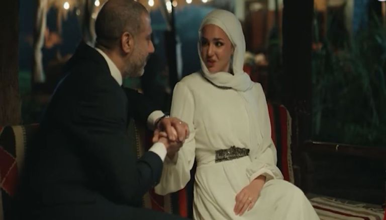 مسلسل &laquo;أب ولكن&raquo; الحلقة 15 والأخيرة.. أدهم يكسب استضافة ابنته نور - صورة 1