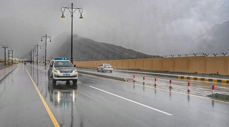 عُمان.. الطقس السيئ يحصد أرواح 4 أشخاص - صورة 1