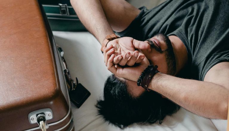 نصائح فعالة.. كيفية التخلص من إرهاق السفر والإجازات بعد العيد - صورة 1
