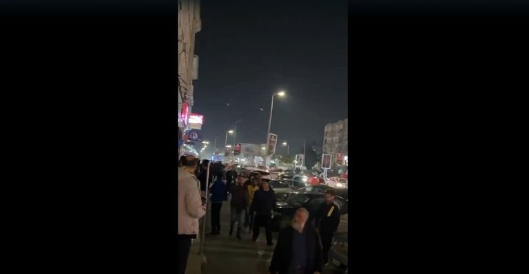 مصر تبدأ التقشف لمواجهة ارتفاع فاتورة الطاقة.. إغلاق المحال والمطاعم (صور) - صورة 2