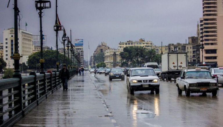 متى تتوقف الأمطار في مصر؟ الأرصاد تكشف موعد تحسن الطقس وتحذر من الرياح - صورة 1