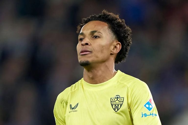 البرازيلي لازارو بسبب لاعب في الدوري السعودي.. فلامنغو يستنجد بكريستيانو رونالدو - صورة 1