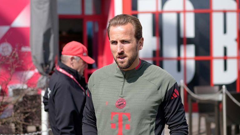 بدون كرسي متحرك.. قناص بايرن ميونخ يهدد حلم ريال مدريد الأوروبي - صورة 2