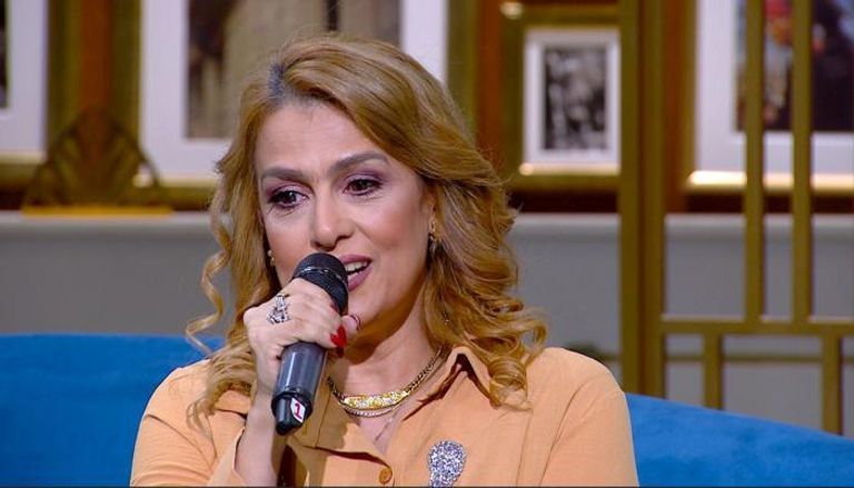 سيمون تفتح قلبها: وفاة والدي كانت صدمة والفسيخ السبب - صورة 1
