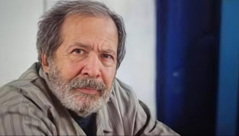 حقيقة دعم خالد النبوي لعلاج سامي عبدالحليم.. رد حاسم من الأسرة - صورة 1